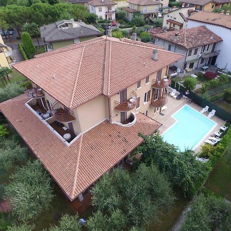 Hotel Chiara Sirmione Exterior photo